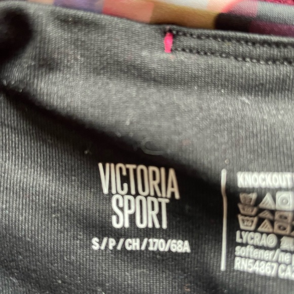 Women size small leggings - Picture 2 of 2